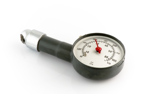 Isolated tired pressure gauge