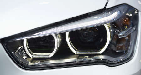 The new car headlights are beautiful.Car headlights look stylish.