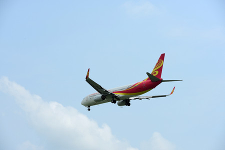 the tourist Arrive at Suvarnabhumi International Airport, Thailand, take a look at various carriers...