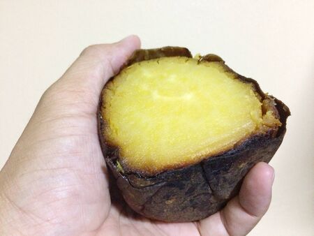 Japanese roasted sweet potato, yakiimoの写真素材