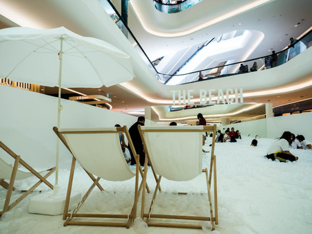 CENTRAL EMBASSY, BANGKOK, THAILAND, JUNE 15, 2017 : 'THE BEACH'  an interactive art installation by the renowned New York-based design studio âSnarkitectureâ for the first time in Thailandのeditorial素材
