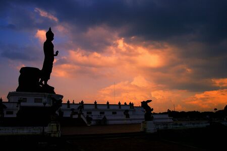after sunset at buddhamonthon 2の写真素材