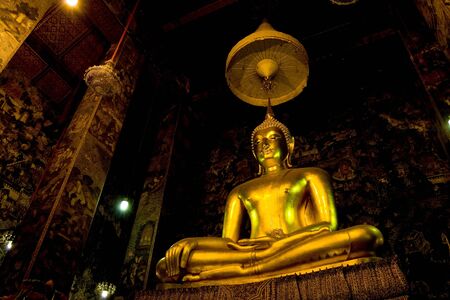 gold budden at bangkok thailandの写真素材