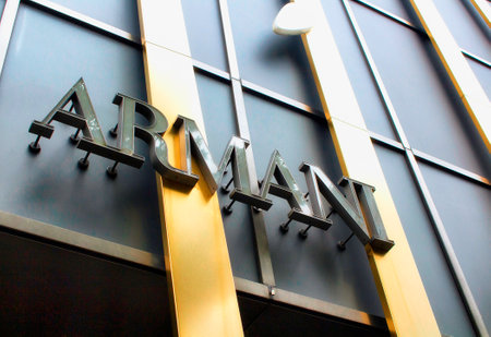 Tokyo, Japan - May 28, 2016 - Luxury shopping district Ginzaのeditorial素材