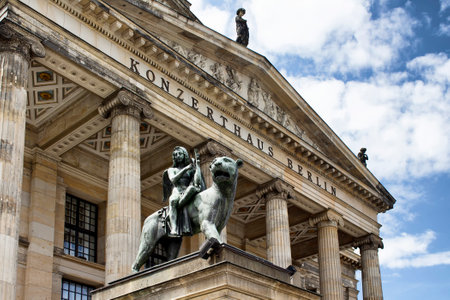 Statue in Front of Konzerthaus (Concert House) - Gendarmenmarkt Berlin Germanyのeditorial素材