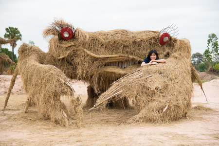 Nadun,Maha Sarakham,Thailand  - March 9, 2018: Show Idea Straw puppet Festival in Nadun,Maha Sarakham,Thailandのeditorial素材