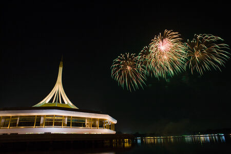 Celebrate firework at Suanluang RAMA IX reflect in water, Thailandのeditorial素材