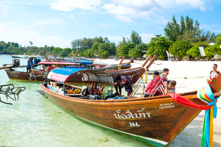 Koh Lipe,Thailand - December 6,2015 : Long tail boat with tourist sailing on the sea select to travel on vacation in Koh Lipeのeditorial素材