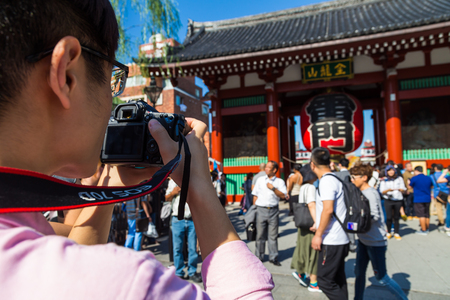 TOKYO -OCTOBER 20 : Tourist walking on the Senso-ji Temple in Asakusa, Tokyo on 20 October 2016. The Senso-ji Temple in Asakusa is the most famous temple in tokyo.のeditorial素材