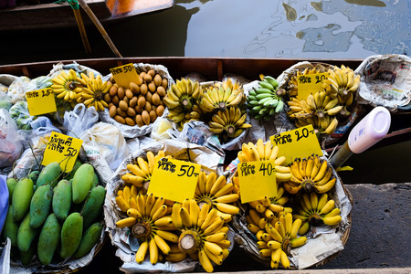 Traditional fruit and vegetable in floating market, thailandのeditorial素材