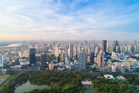 Modern city downtown of Bangkok with green public park, Thailandのeditorial素材
