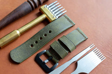 Genuine leather watch strap handmade cowhide leather crafmanship working