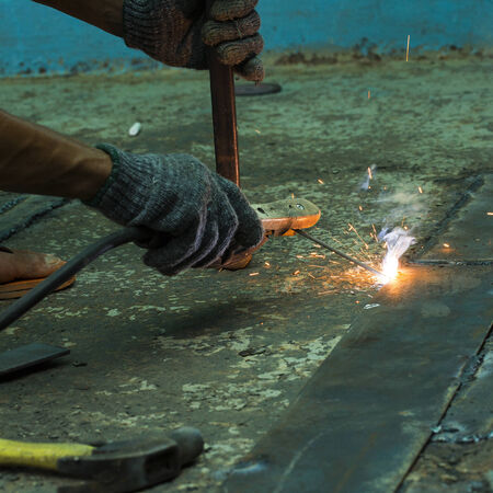 Welding with sparks