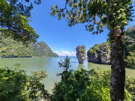 Scenic View of Limestone Rock in Tropical Bayの写真素材