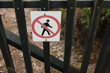 Waiotapu Thermal Wonderland Pedestrian Prohibition Symbol Wooden Fence Circularの写真素材
