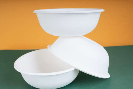Group of white paper bowl. Disposable.の写真素材