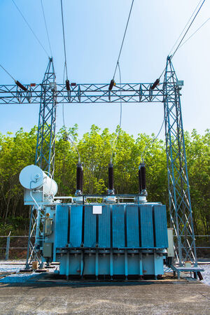 Transformer station and the high voltage electric pole
