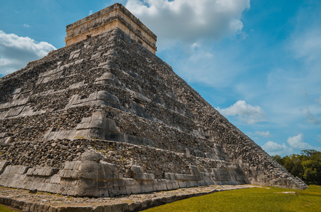 Great photo of the pyramid of Chichen Itza, Mayan civilization, one of the most visited archaeological sites in Mexico. About 1.2 million tourists visit the ruins every year.の写真素材