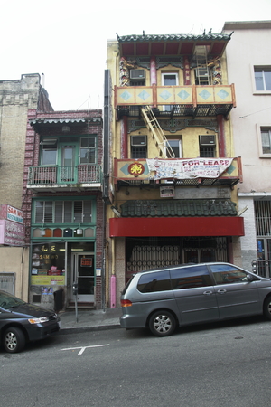 Chineese building for rent - Chinatown - San Francisco - Californiaのeditorial素材