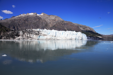 Glacier flowing into the sea - Glacier Bay - Alaskaの写真素材