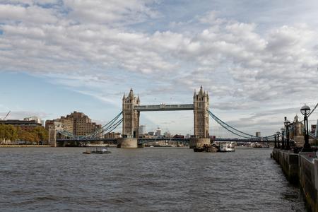 Tower Bridge - London - England - UKの写真素材