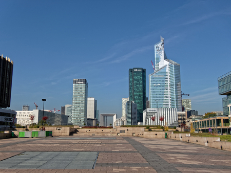 9 OCT 2018 - La DÃ©fense towers and skyline and River Seine - Paris, Franceのeditorial素材