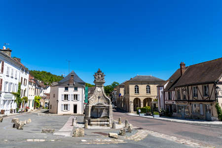 The village square of La Roche-Guyon, Val d'Oise, Franceのeditorial素材