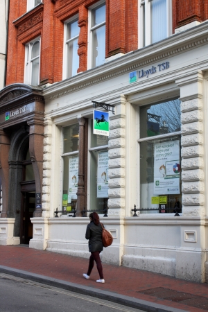 READING, ENGLAND - FEB 02  The exterior of Lloyds TSB Bank in Reading, England on February 2nd 2013  LLoyds Banking Group is amongst the top five banking operations in the United Kingdom のeditorial素材