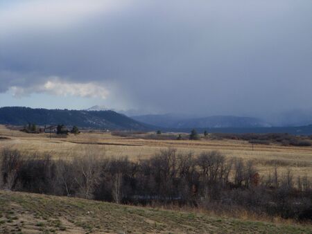 Late spring snowstorm, Colorado Front Rangeの写真素材