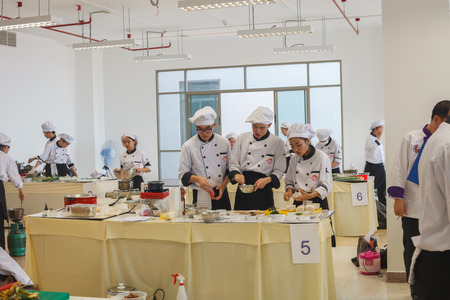 CHIANG-RAI THAILAND MAY 12: Cooking Competition. Students of the School of Tourism Management or Junior Iron Chef on May 12, 2016 at Mae Fah Luang University, Chiangrai Thailand.のeditorial素材
