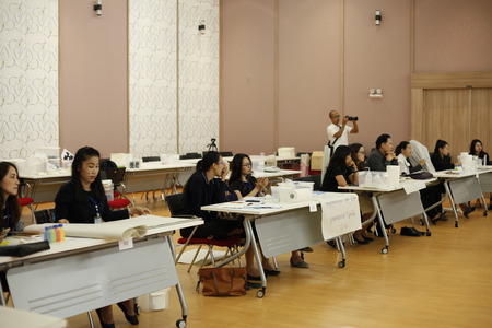 CHIANG-RAI THAILAND-MAR 18: Scientific training for teachers on March 18,2017 at Mae Fah Luang University in Chiang Rai Thailandのeditorial素材