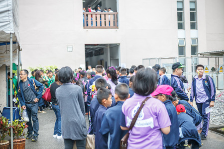 CHIANG-RAI THAILAND-AUG 16: Students in Chiang Rai Province do science day activities at Mae Fah Luang University on august 16, 2017 at Mae Fah Luang University , Chiang-rai Thailand.のeditorial素材