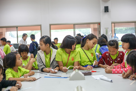 CHIANG-RAI THAILAND-AUG 16: Students in Chiang Rai Province do science day activities at Mae Fah Luang University on august 16, 2017 at Mae Fah Luang University , Chiang-rai Thailand.のeditorial素材