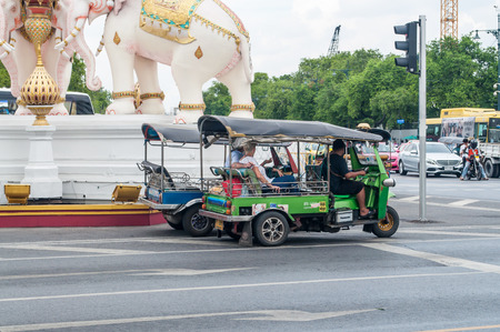 Tuk Tuk for passenger cars. Bangkok, Thailandのeditorial素材