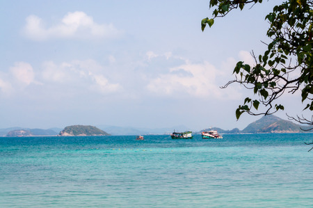 Koh Kham, Thailand - MARCH 06, 2016: Ferry Boats at Koh Khamのeditorial素材