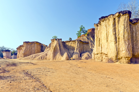 Phae Muang Phi is a place with original rock formations in the Phi Pan Nam Range, Thailand  の写真素材