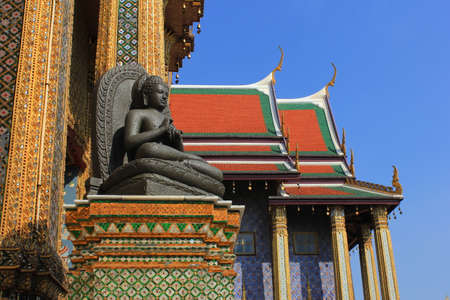 Meditating Buddha Statue at Wat Phra Kaewのeditorial素材