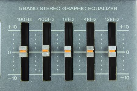 analog graphic equalizer