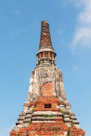 Chedi, Pagoda designed in Khmer style of Wat Chaiwatthanaram, Buddhist temple in Ayutthaya Historical Park, Thailand.の写真素材