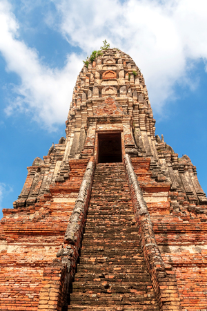Chedi, Pagoda designed in Khmer style of Wat Chaiwatthanaram, Buddhist temple in Ayutthaya Historical Park, Thailand.の写真素材