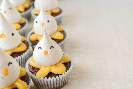 Easter chick lemon chocolate cupcakesの写真素材