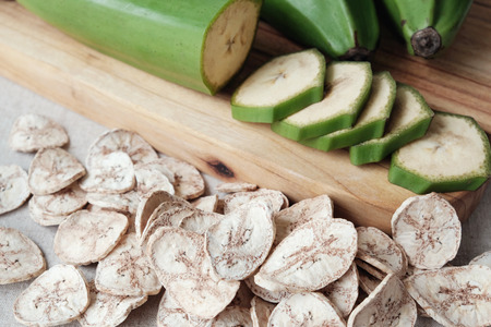 Raw and dried green bananas, plantain flour, resistant flour, prebiotic foodの写真素材
