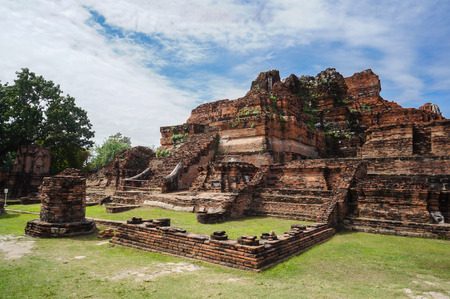 temple of ayutthaya in thailand, the former capital of siam destroyed when the city was sacked by the burmeseの写真素材