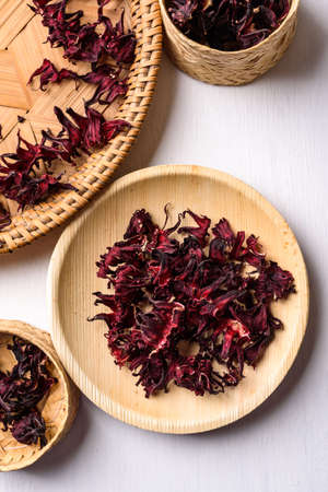 Dry roselle tea on biodegradable plateの写真素材
