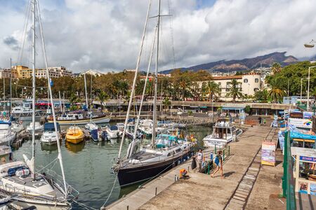 FUNCHAL, GERMANY - CIRCA OKTOBER, 2014: Port of Funchal city on Madeira Island, Portugalのeditorial素材
