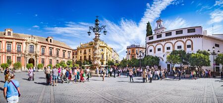 SEVILLA, SPAIN - CIRCA OCTOBER, 2019:  The Plaza Virgen de los Reyes of Sevilla town in Andalusia, Spainのeditorial素材