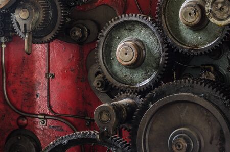 gear drive of old machine in spinningの写真素材