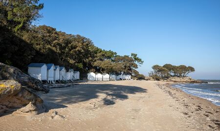 White cabins on the Sableaux beach in Noirmoutier en l'Ã®le (Vendee, France)の写真素材