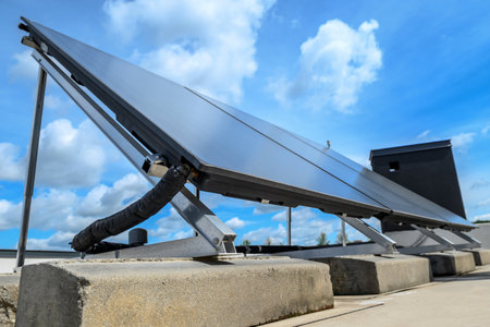 Heat pump and solar collector on the roof