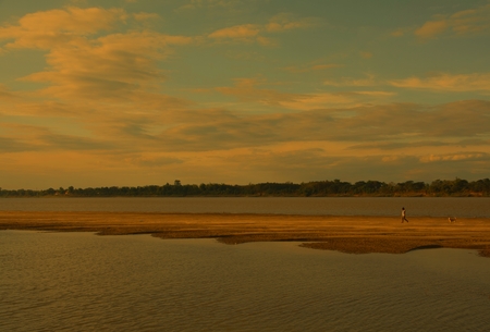 The beauty of the sand in the river and the people living on this area.